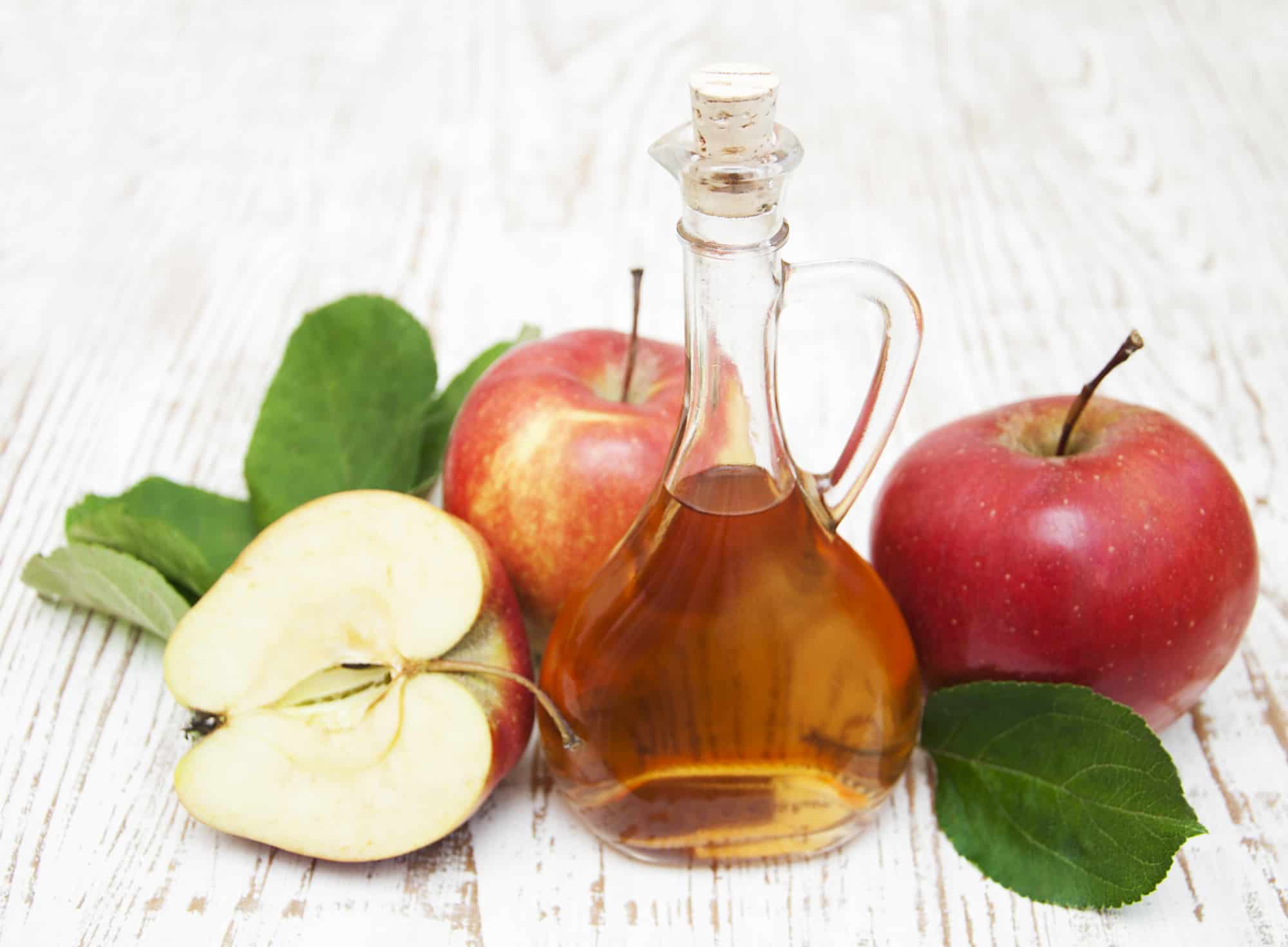 Apple cider vinegar and fresh apple