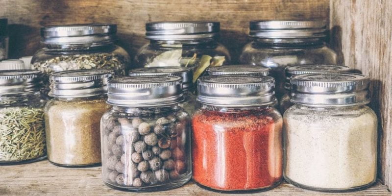 7 Plastic Free Food Storage Container Ideas To Use Around The Kitchen