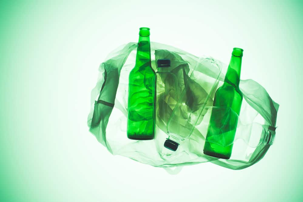 experts recommend reducing plastic