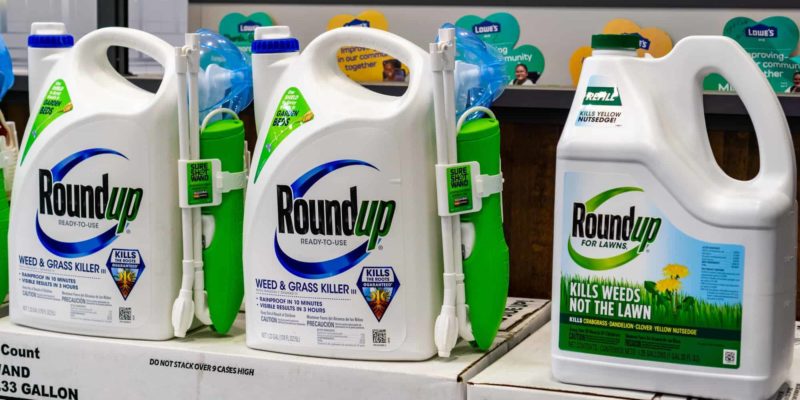 Cheerleaders For Monsanto's Roundup & the Pesticide Industry