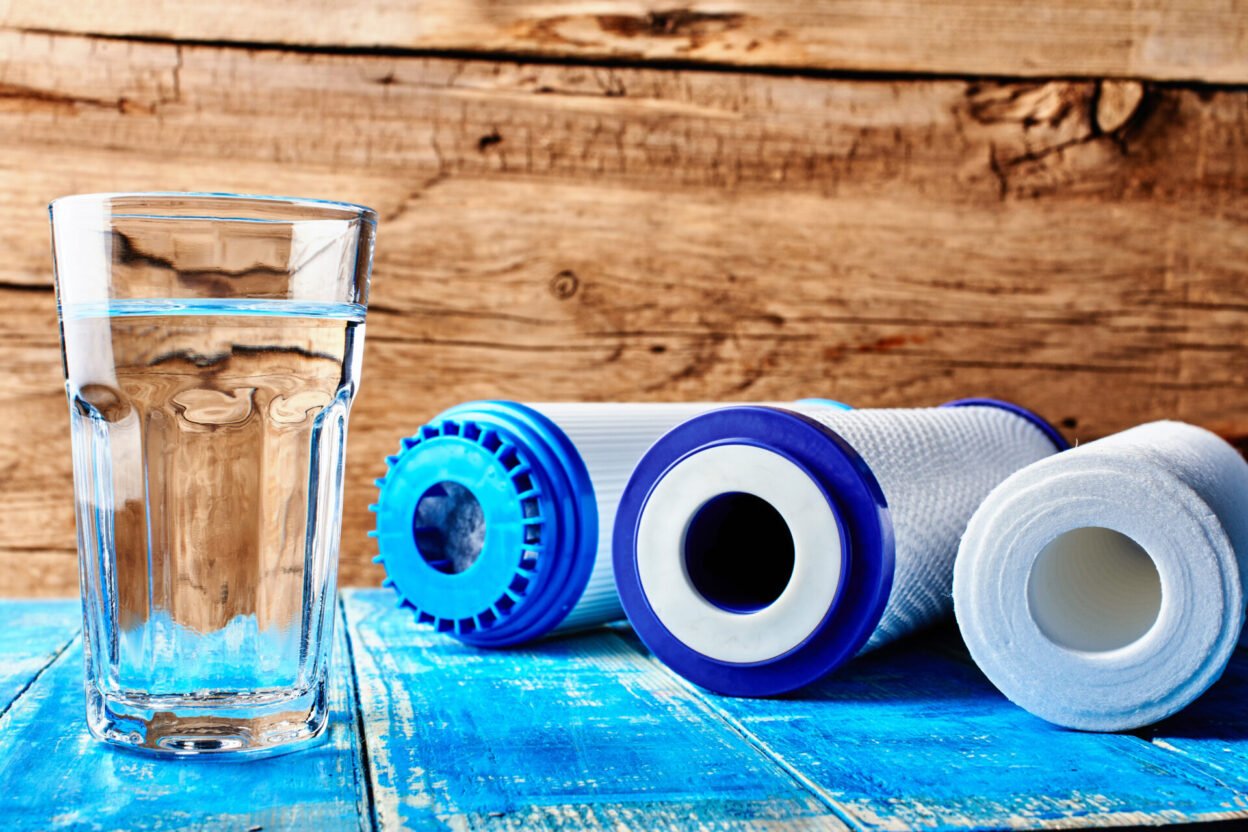 Best Home Water Filters for Toxic PFAS "Forever Chemical" Filtration