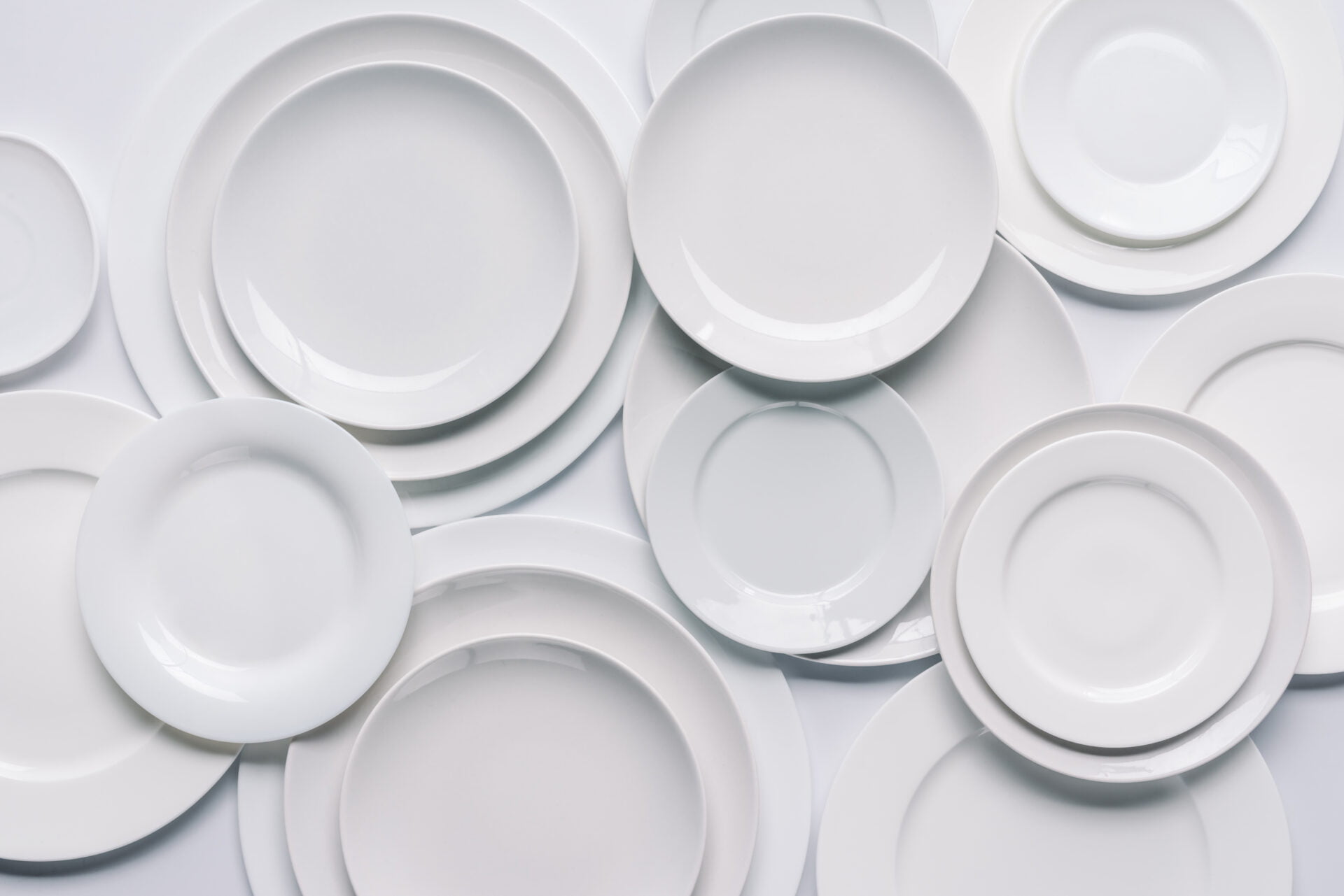 Safest Dishes to Use at Home -- Non-Toxic Dinnerware Guide 2022