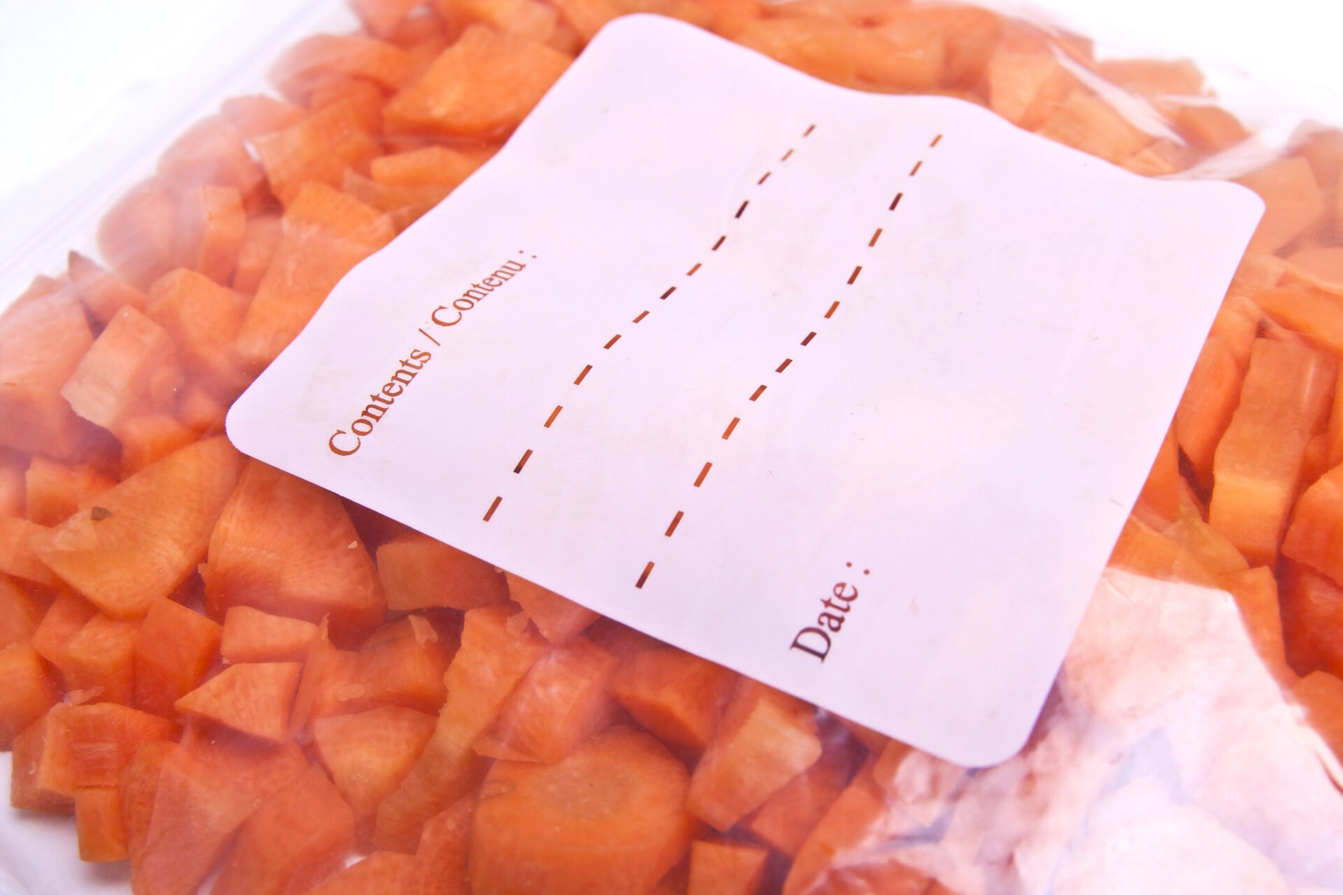 plastic sandwich bag with cut carrots inside