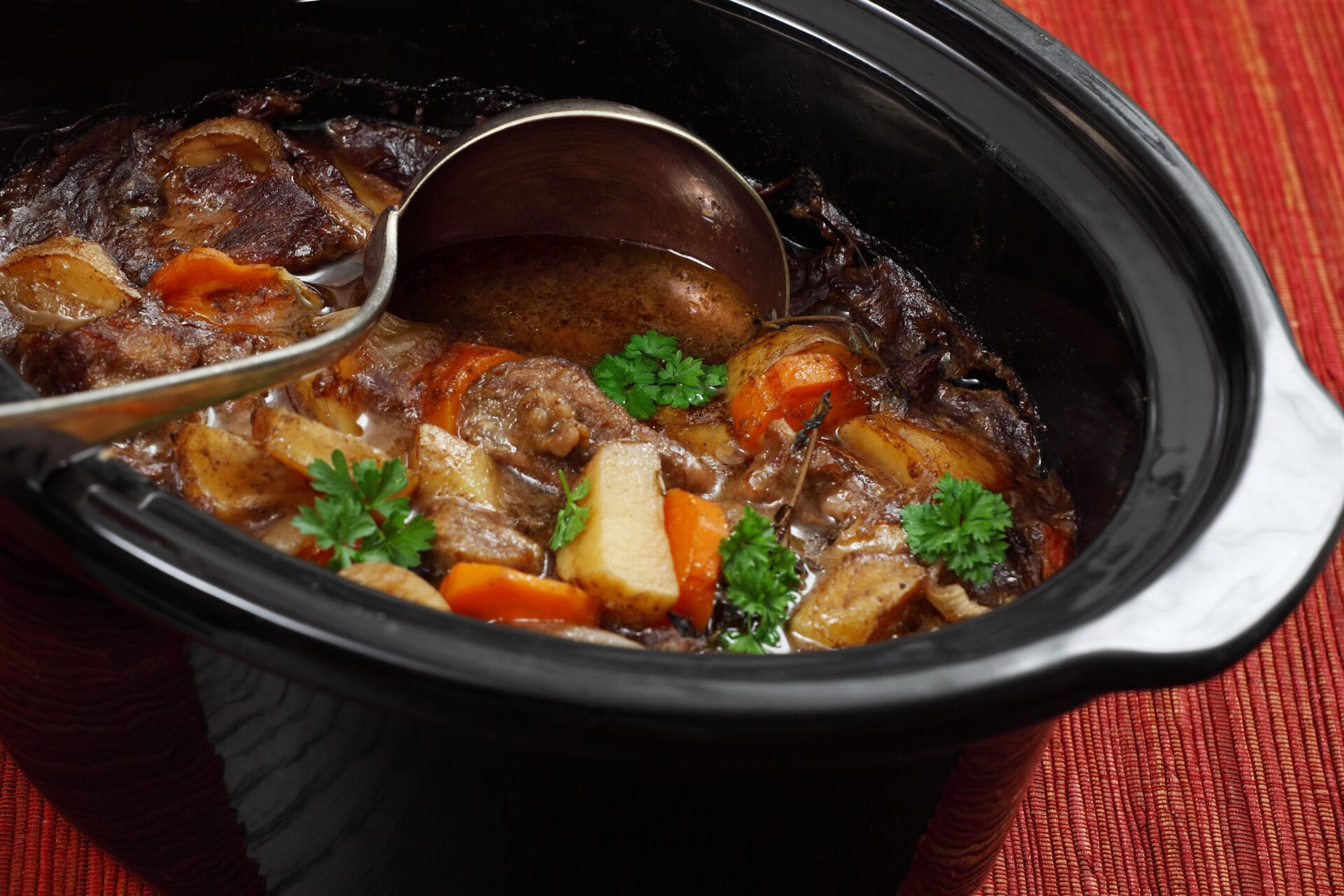 Non toxic slow cooker with yankee potroast inside